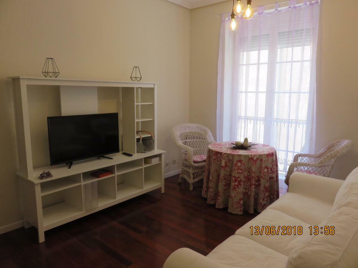 Vut Plaza De La Catedral Apartment Burgos Luaran gambar