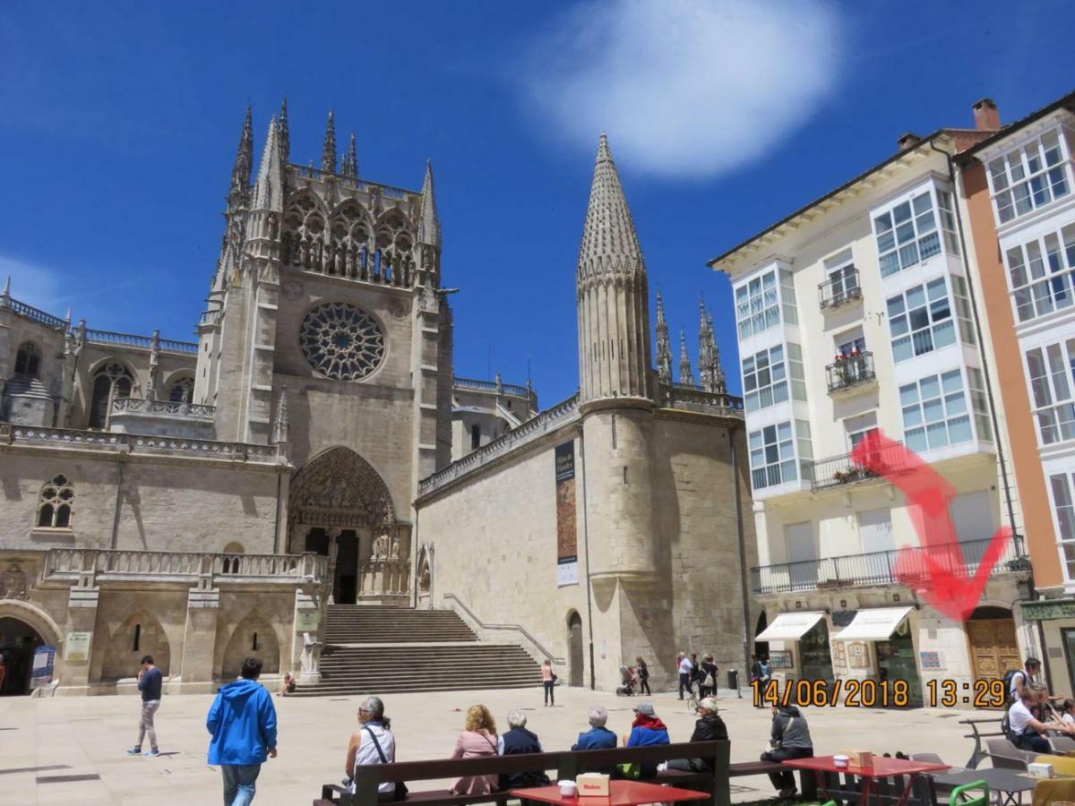 Vut Plaza De La Catedral Apartment Burgos Luaran gambar